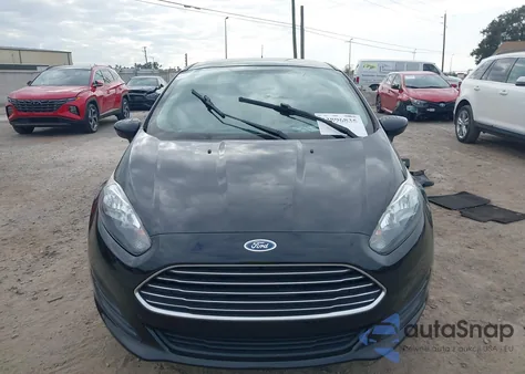 2019 Ford Fiesta S z USA, uszkodzony, nr VIN 3FADP4AJ8KM141531